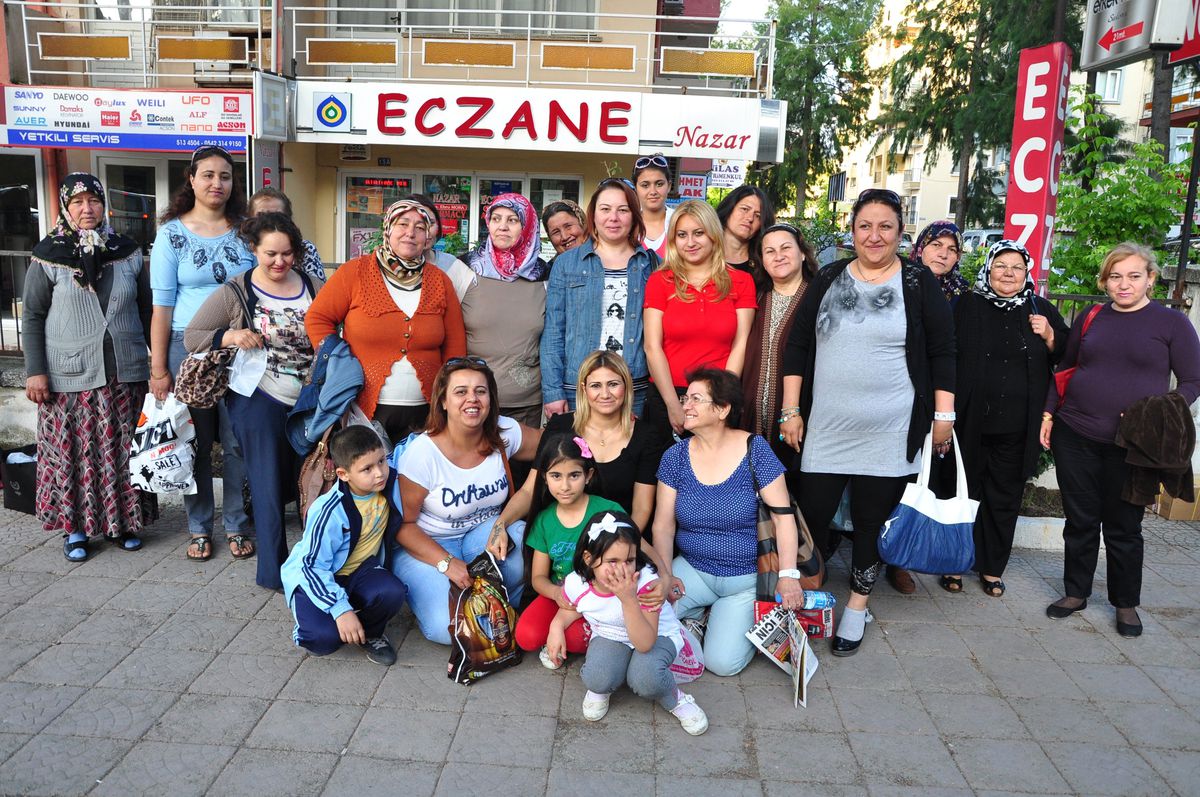 Ak Partili Kadınlar Kongreye Gitti