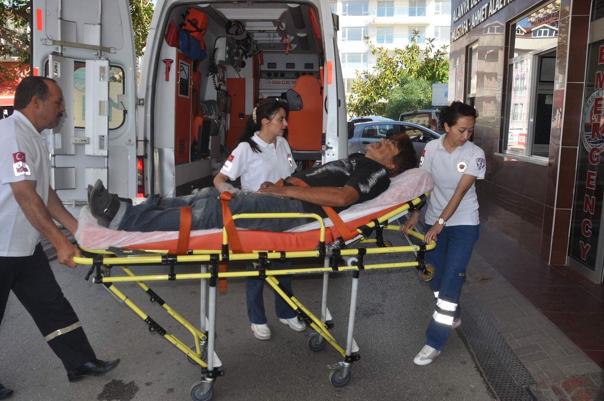 Alanya'da Trafik Kazası: 1 Yaralı