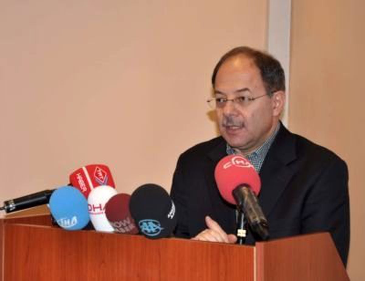Bakan Akdağ\'dan Sezaryen Açıklaması