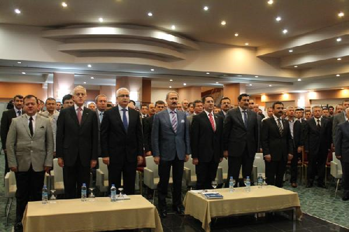 Bakan Çağlayan: 'Türkiye'nin Karizmasını Çizeyim' Derken, Kendi Karizmalarını Çizdiler