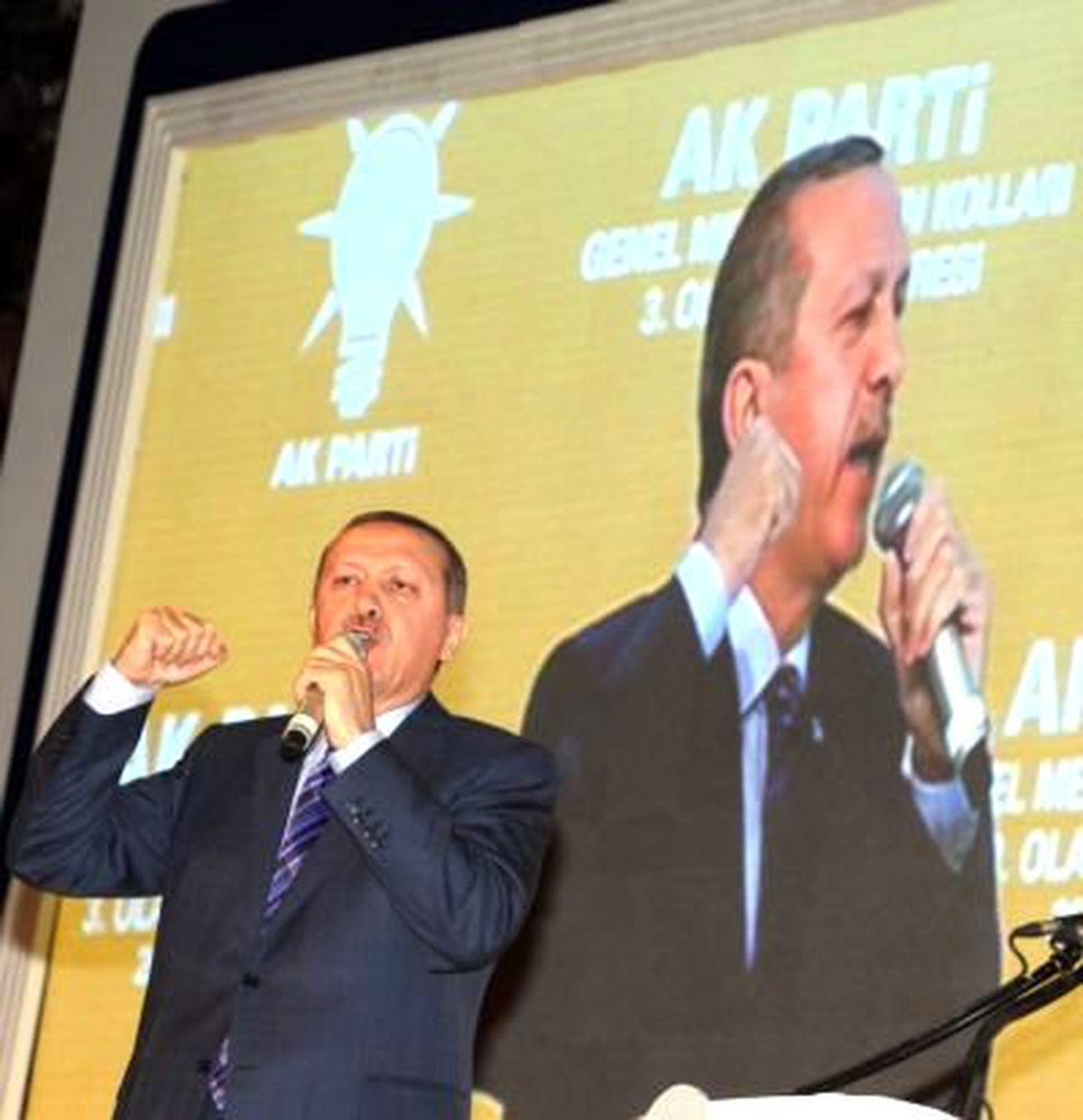 Başbakan Erdoğan(2): 'Medya Neyin Avukatlığını Yaptığının Farkında Mı?'