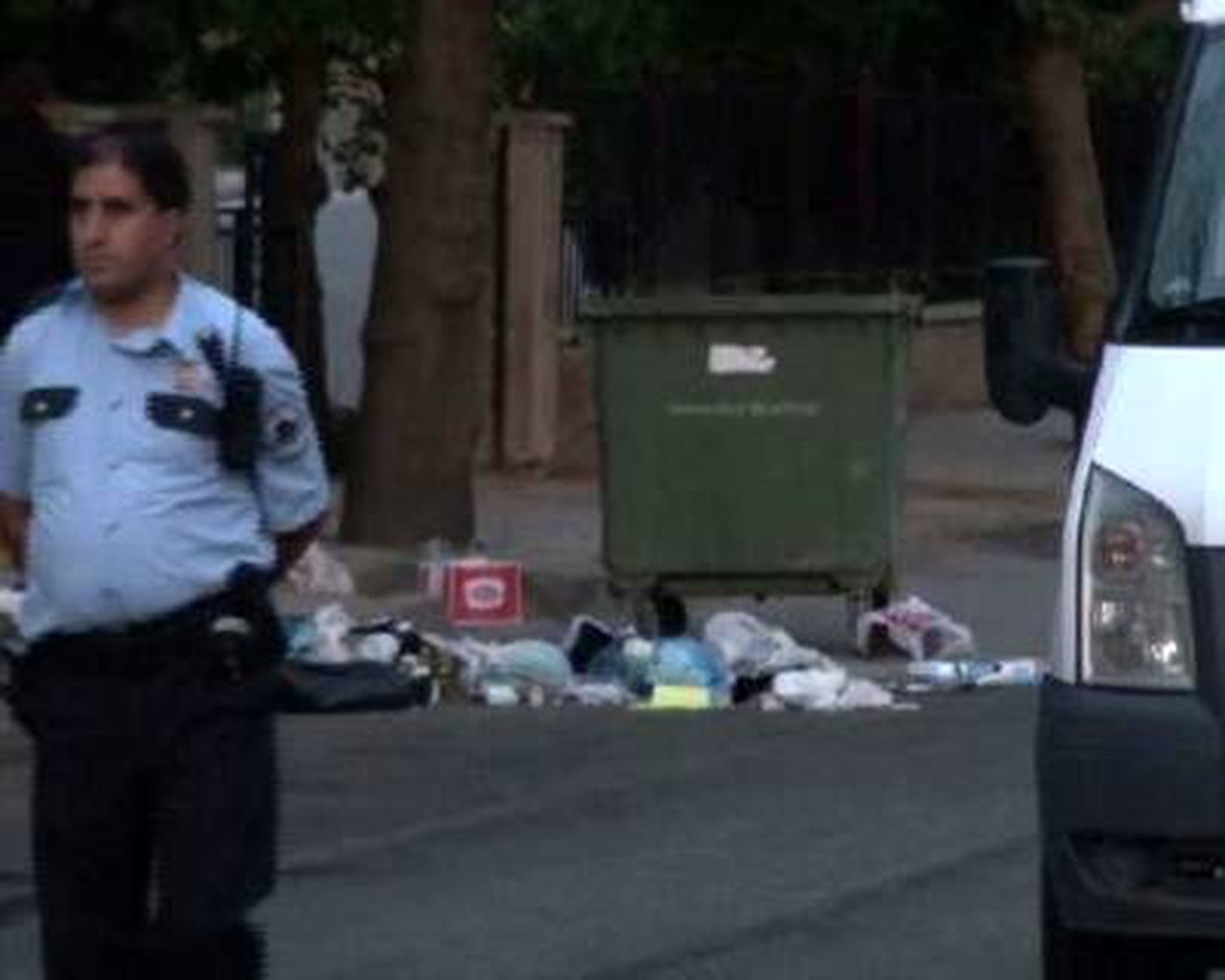 Başkentte Çöp Konteynırınde Mühimmat ve El Bombası Bulundu (2)