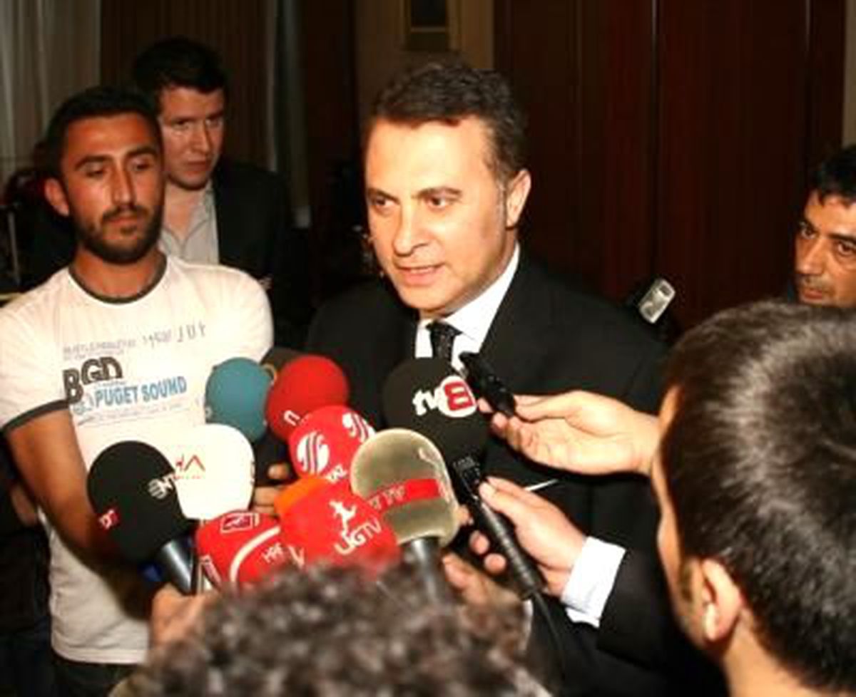 Beşiktaş Kulübü Divan Kurulu Toplantısı Devam Ediyor