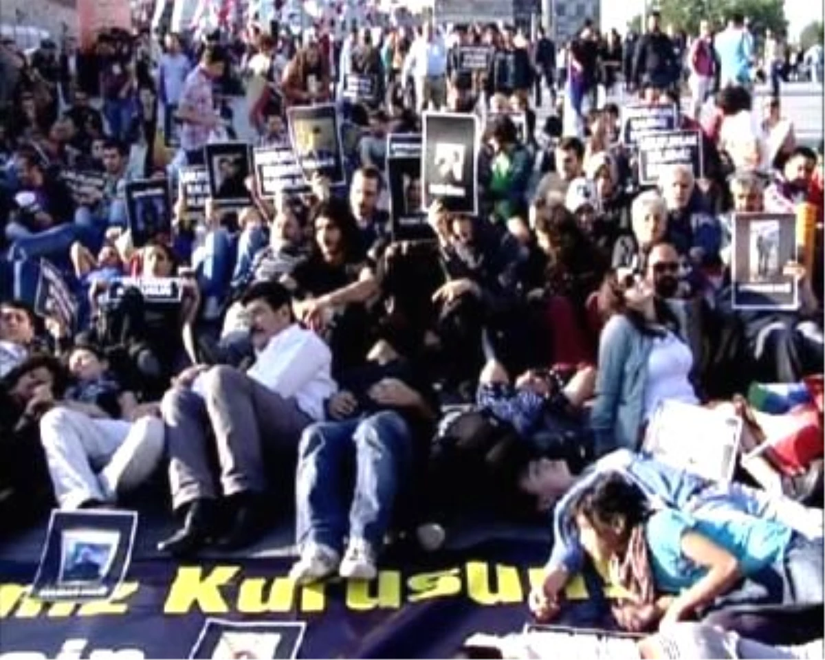 Beyoğlu\'nda Uludere Protestosu