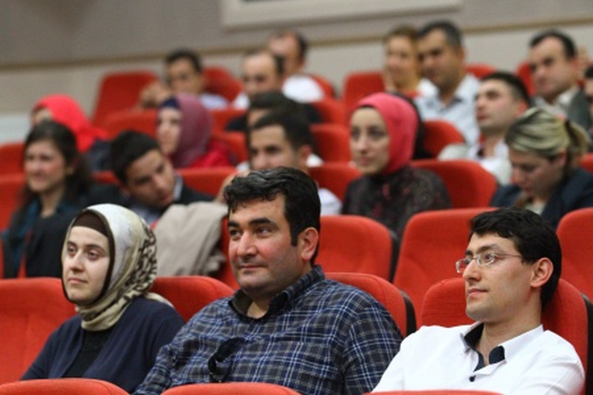 Büyükşehir Personeline İletişim Eğitimi