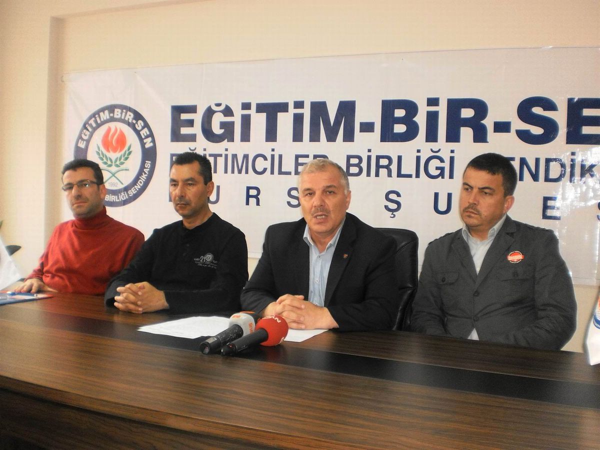 Eğitim-Bir-Sen Bursa Şubesi Başkanı Numan Şeker Açıklaması