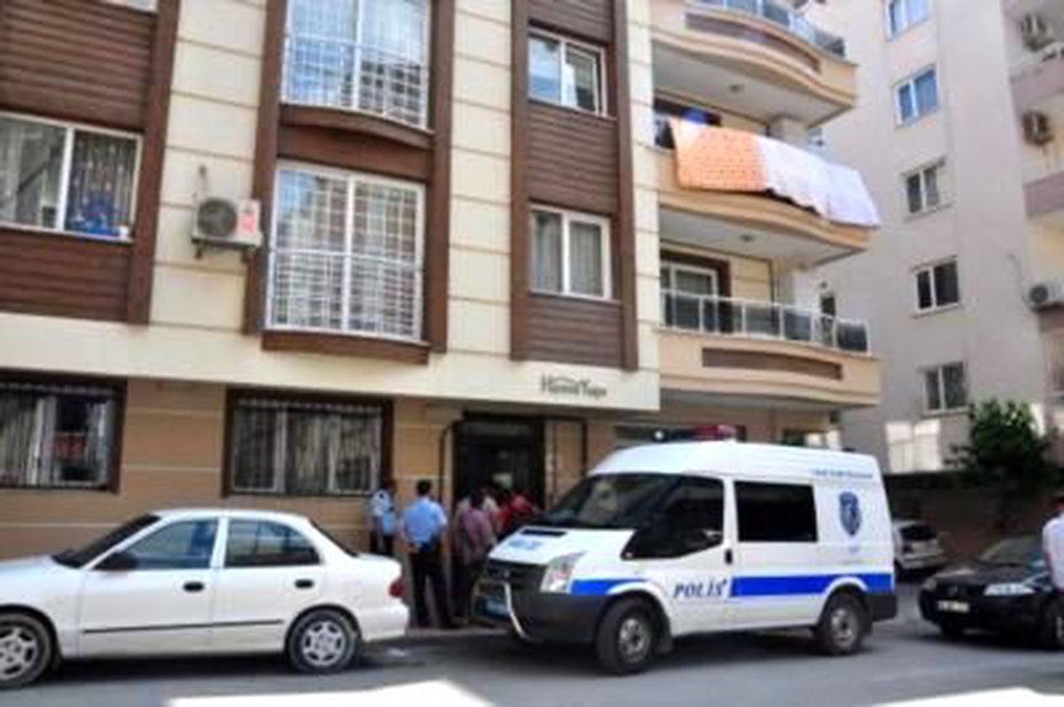 Eşiyle Tartıştı, Canına Kıydı