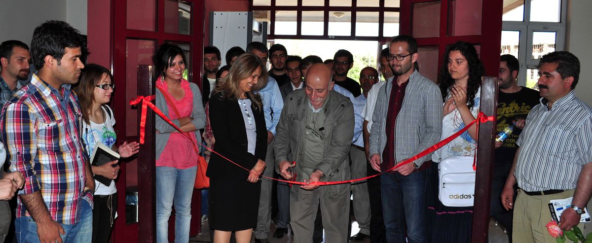 Gaün'de Sergi Açılışı