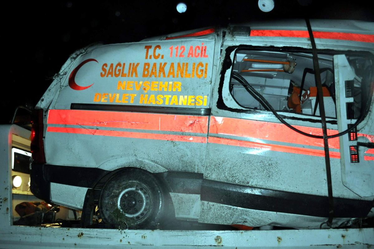 Nevşehir'de Ambulans Kazası 1 Ölü, 3 Yaralı