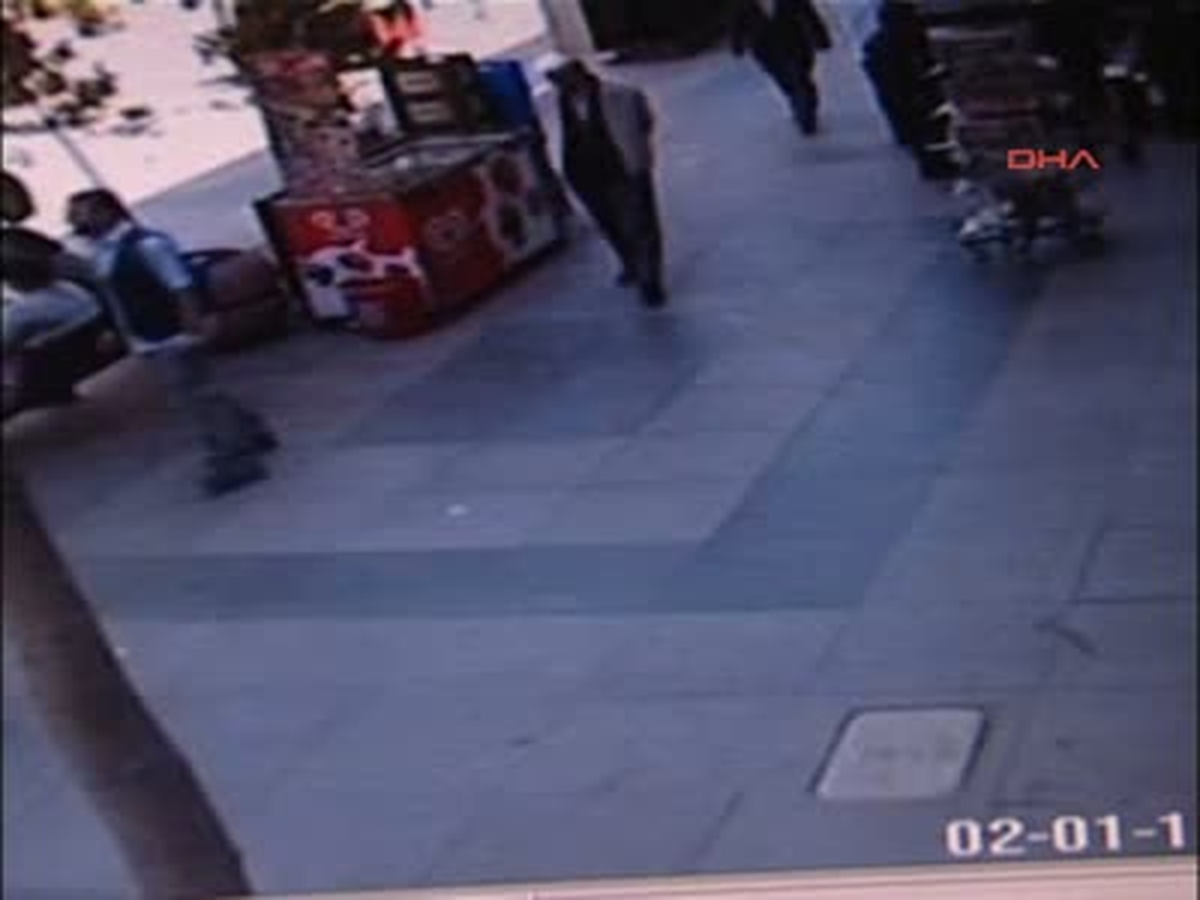 Şapkalı Hırsıza Hastanede Suçüstü