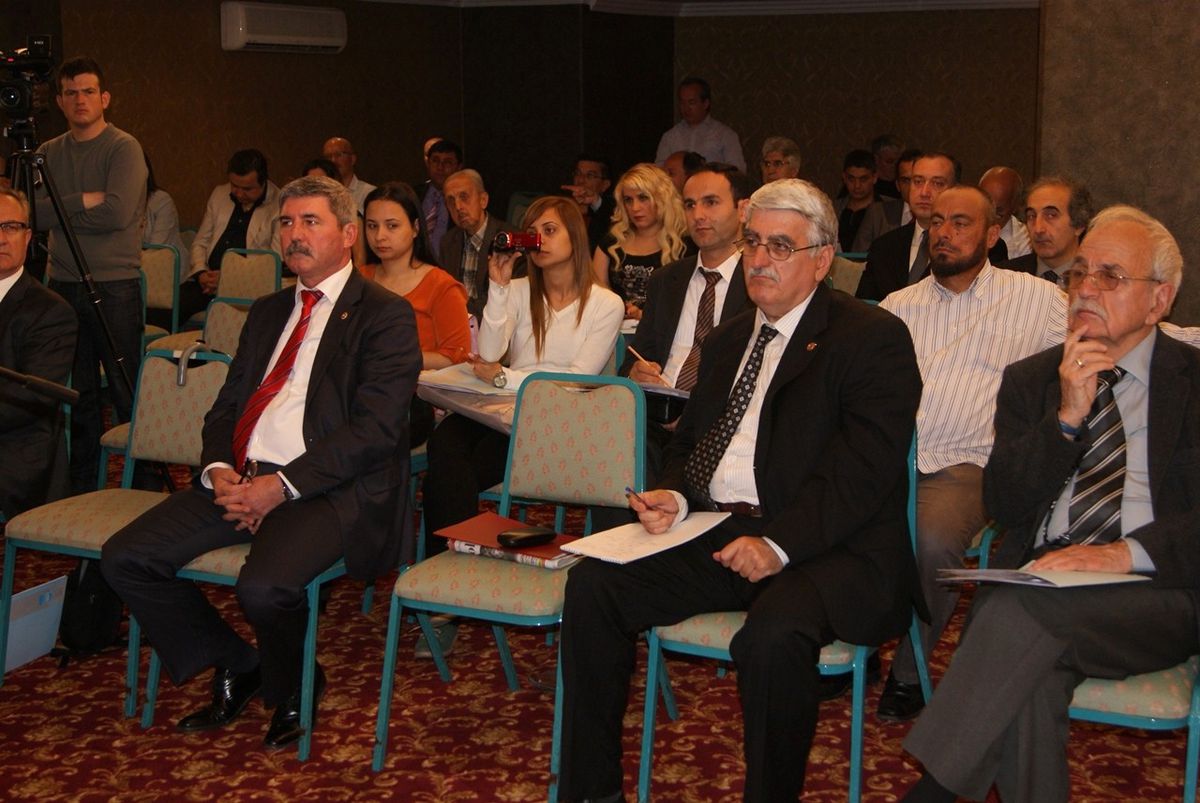 Umut Vakfı'nın 'Şiddet ve Medya' Semineri Bandırma'da Başladı