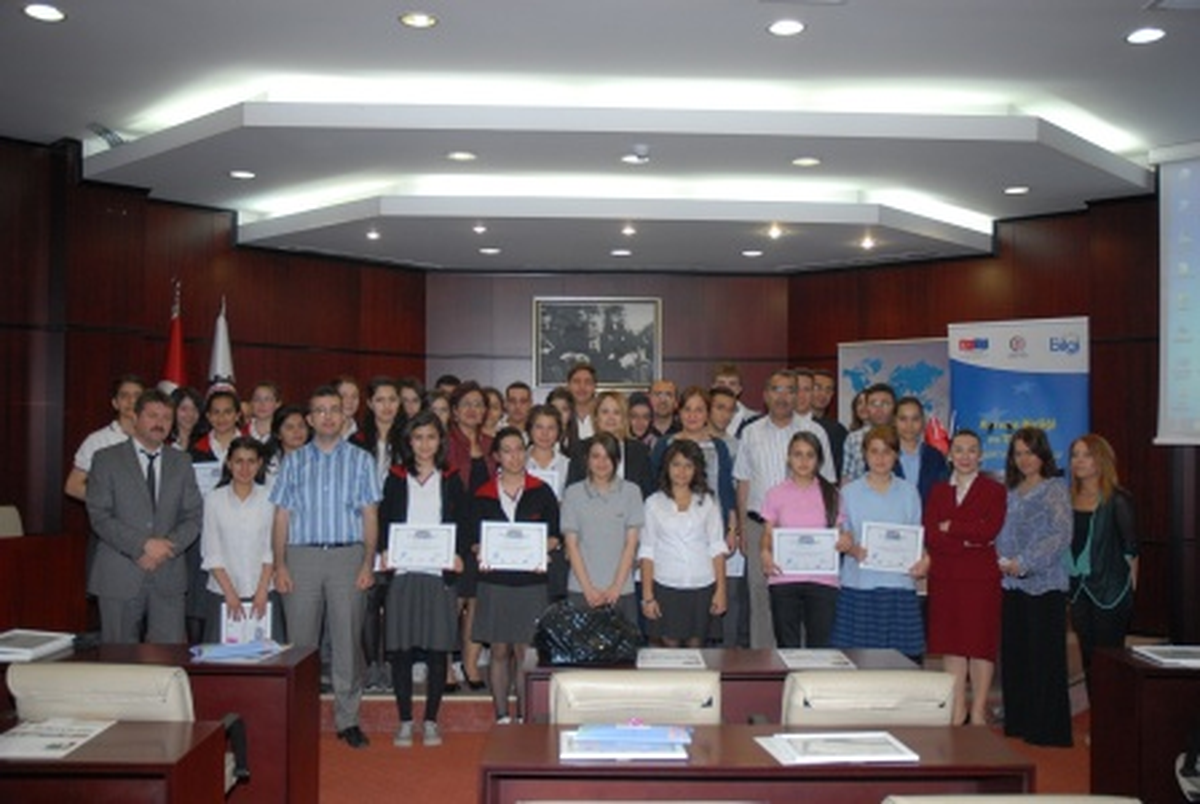 Yarışma Birincisi GKV'li Anday Zer Oldu