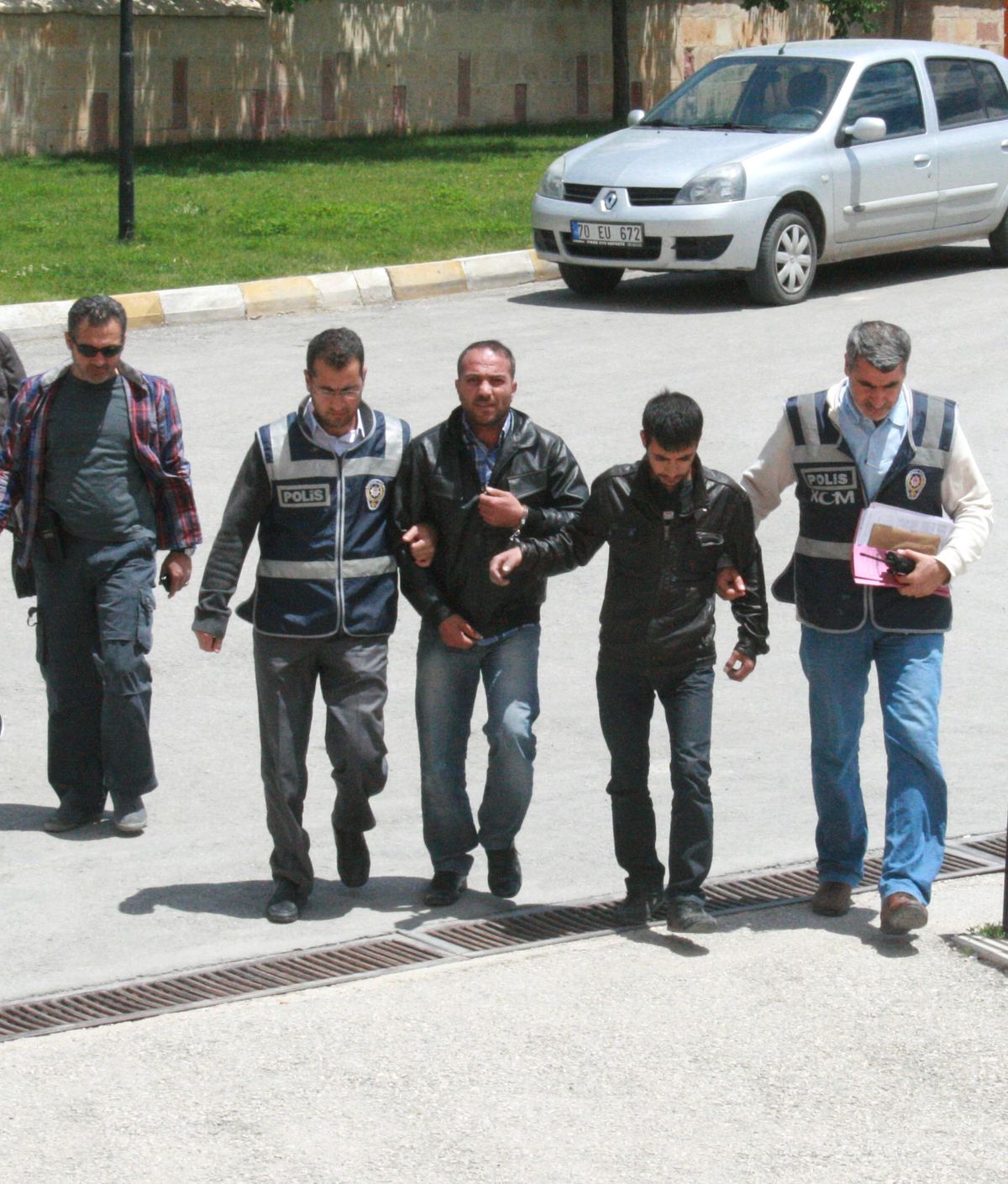 Yolcu Treninde Esrar Operasyonu