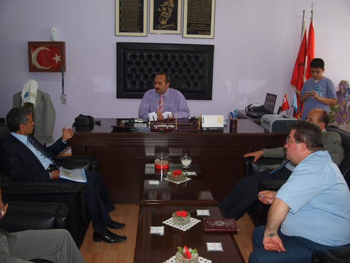 Yurttaş, Selendi'de 112 Acil Servis Açılışı Yaptı