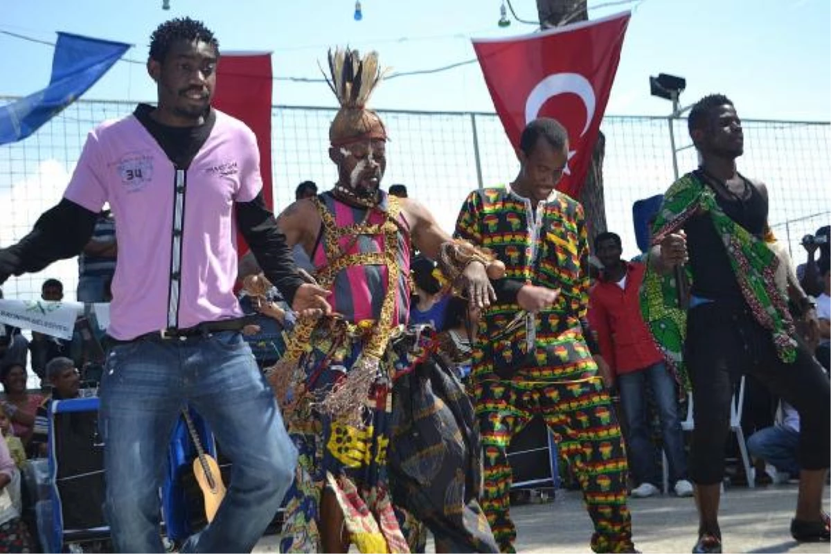 Afrika Kökenli Türkler\'den Şenlik