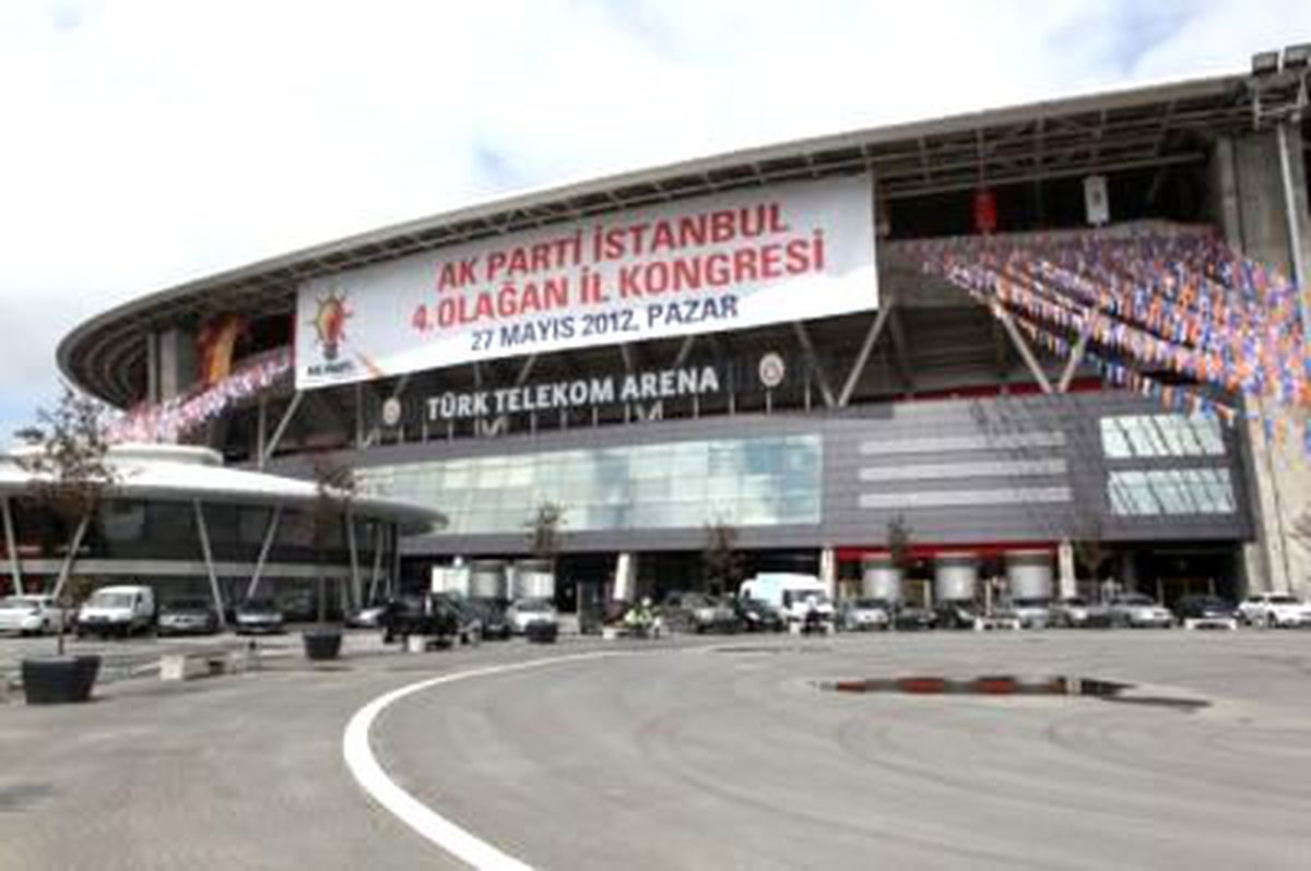 AK Parti\'de Kongre Heyecanı