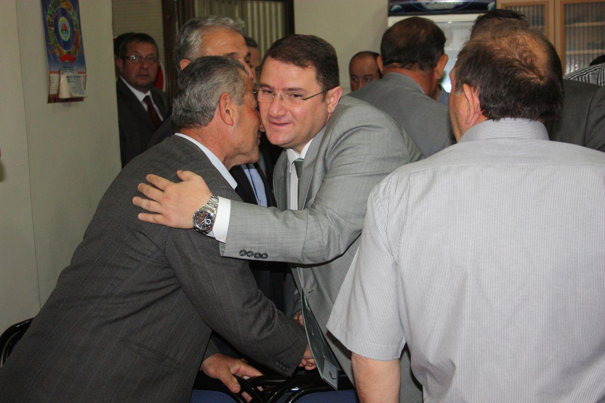 AK Parti İl Başkanı Çetinkaya, Muhtarlar Derneği'ni Ziyaret Etti