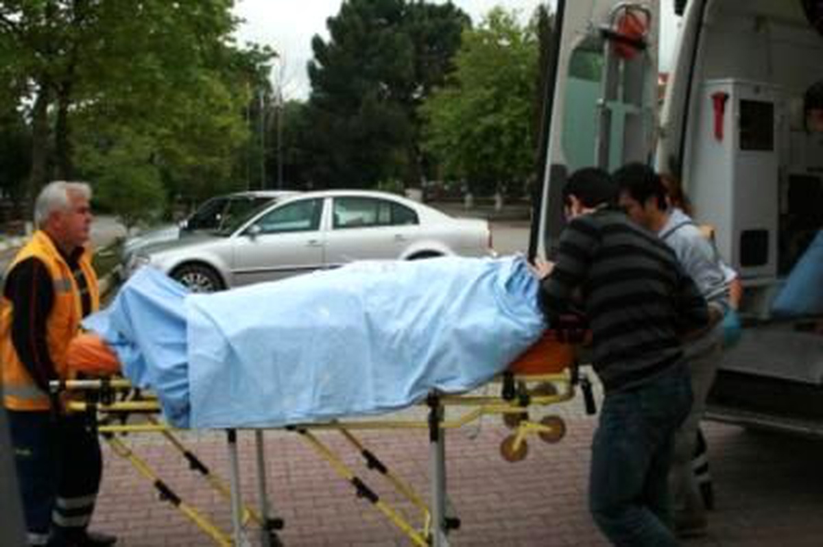 Birini Kurtarmak İsterken Kendi Boğuldu