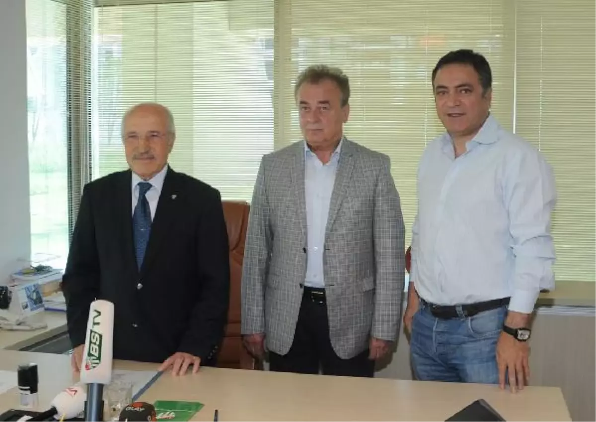 Bursaspor\'da Adaylar Listelerini Teslim Etti