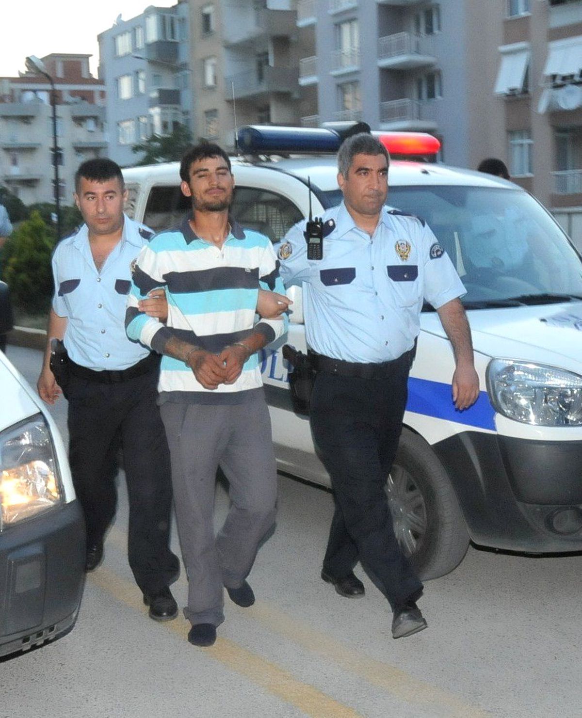 Cinayet Zanlısı Adliyeye Sevk Edildi
