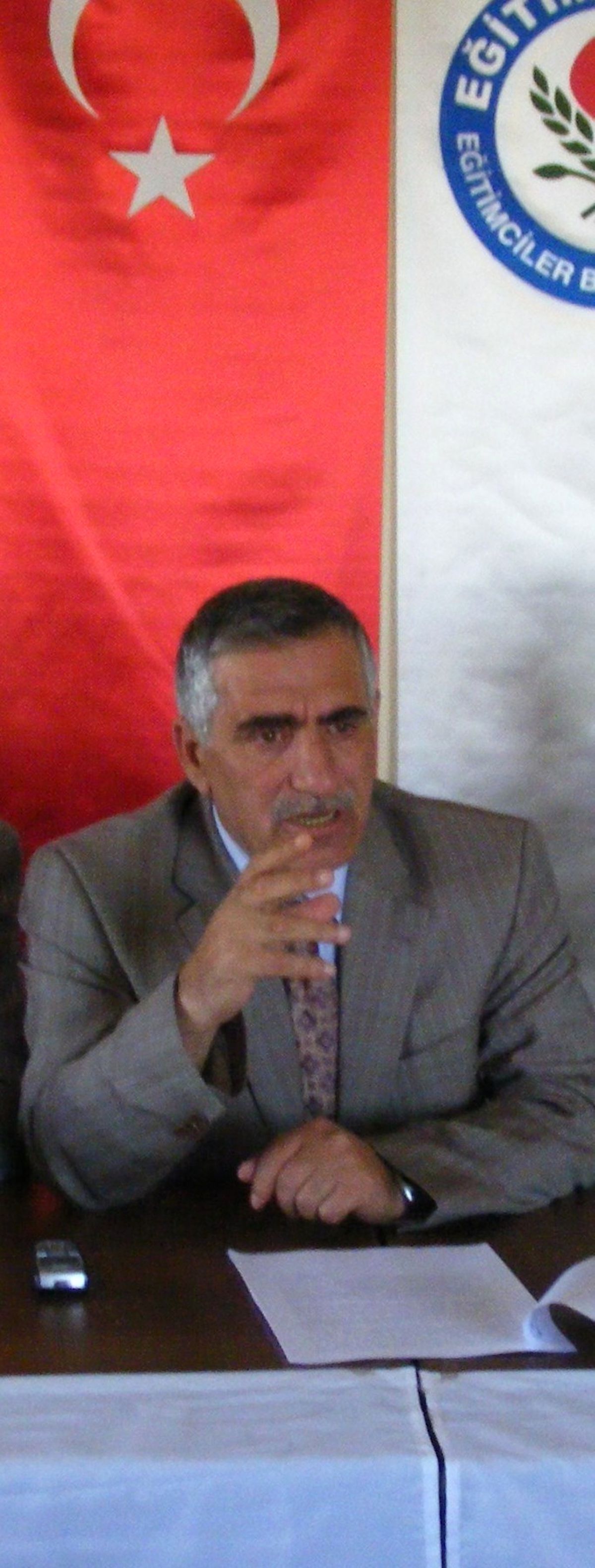 Eğitim-Bir-Sen Erzurum Şube Başkanı Zinnur Şimşek Açıklaması
