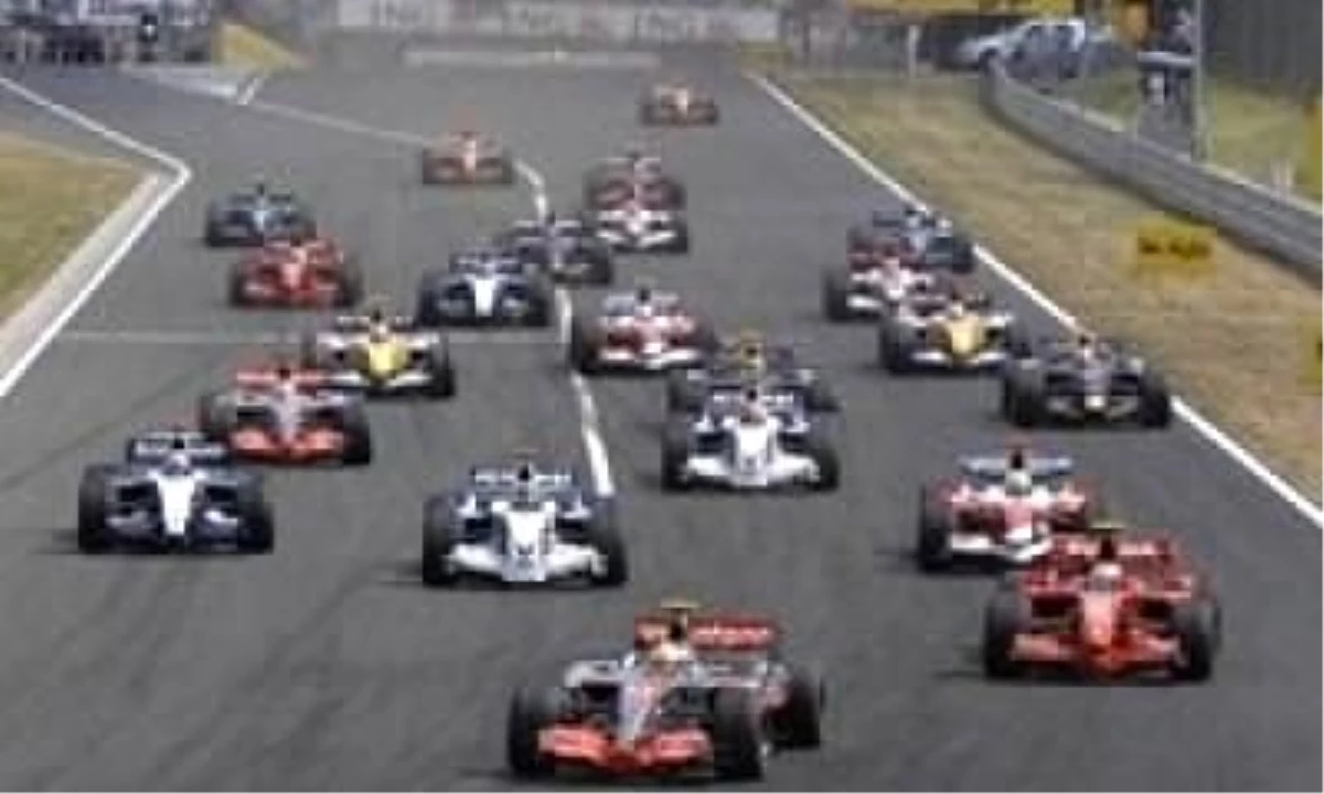 Formula 1 Monaco Grand Prix\'sinde Zafer Webber\'in