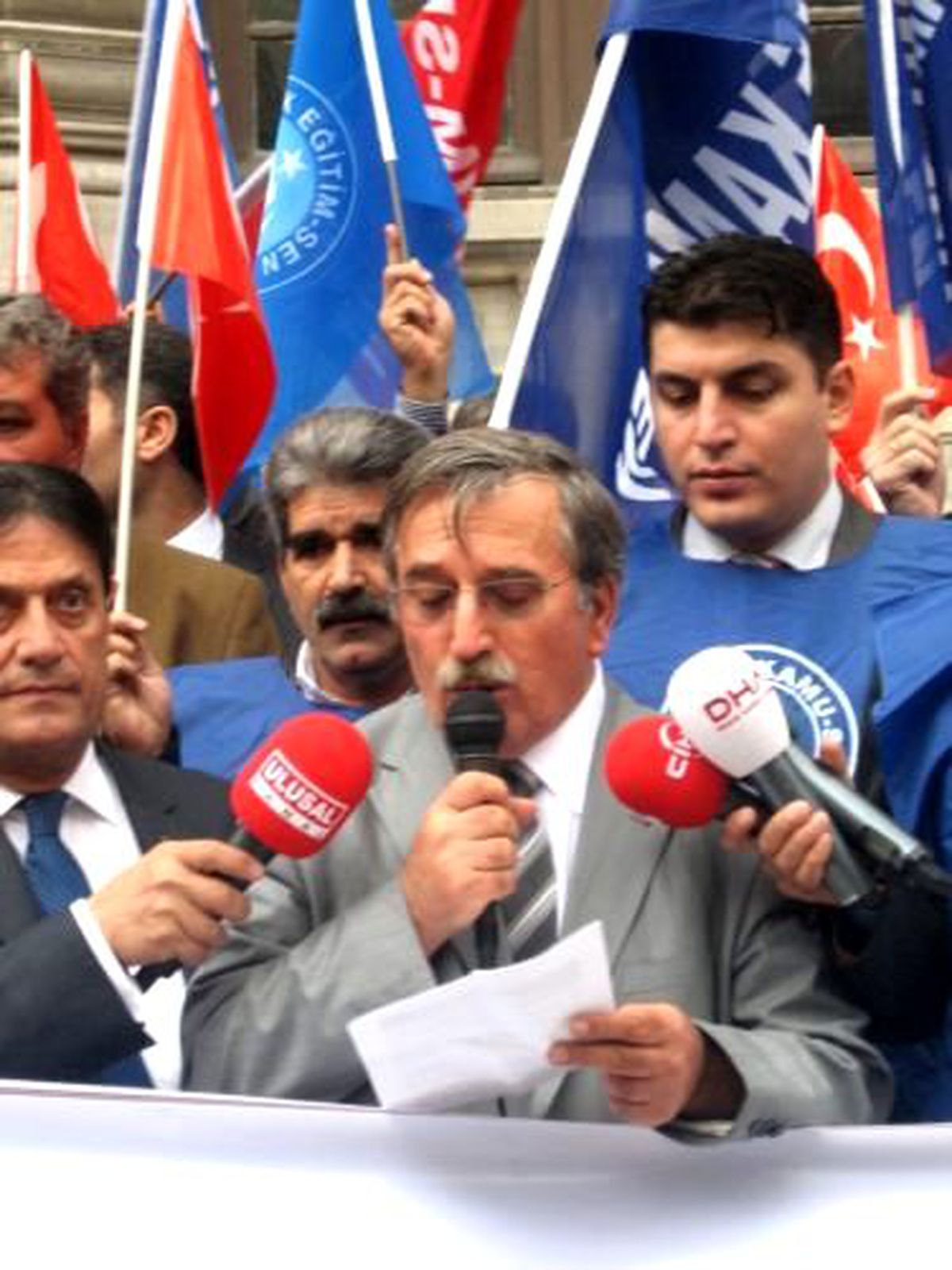 Hanefi Bostan: "İş Bırakma Eylemi Anayasal Bir Haktır"