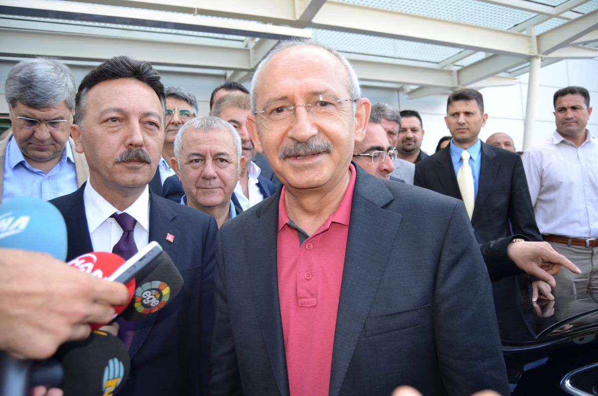 Kılıçdaroğlu'na İzmir'de Protesto