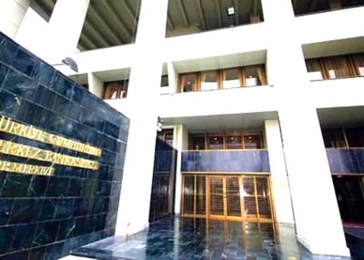 Merkez Bankası'nda Başkan Yardımcılığı İçin 10 Yıl Şartı Aranmayacak