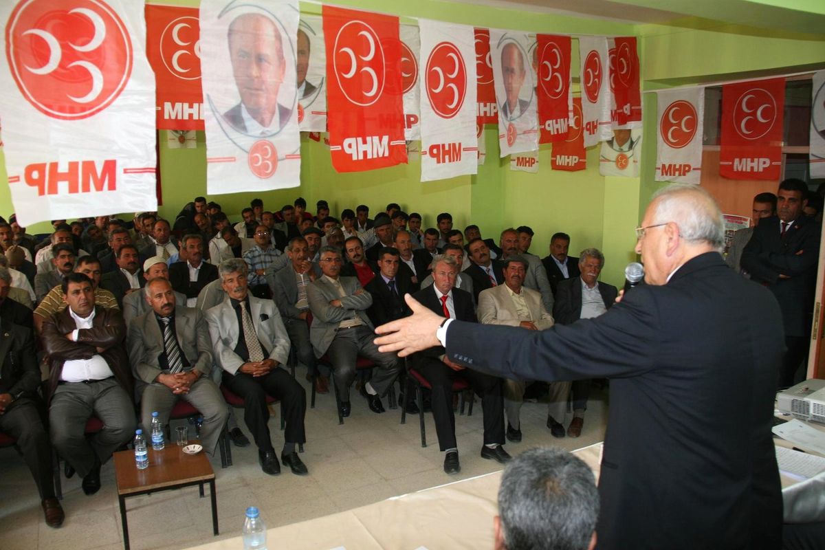 MHP Muradiye İlçe Başkanlığı Kongresi