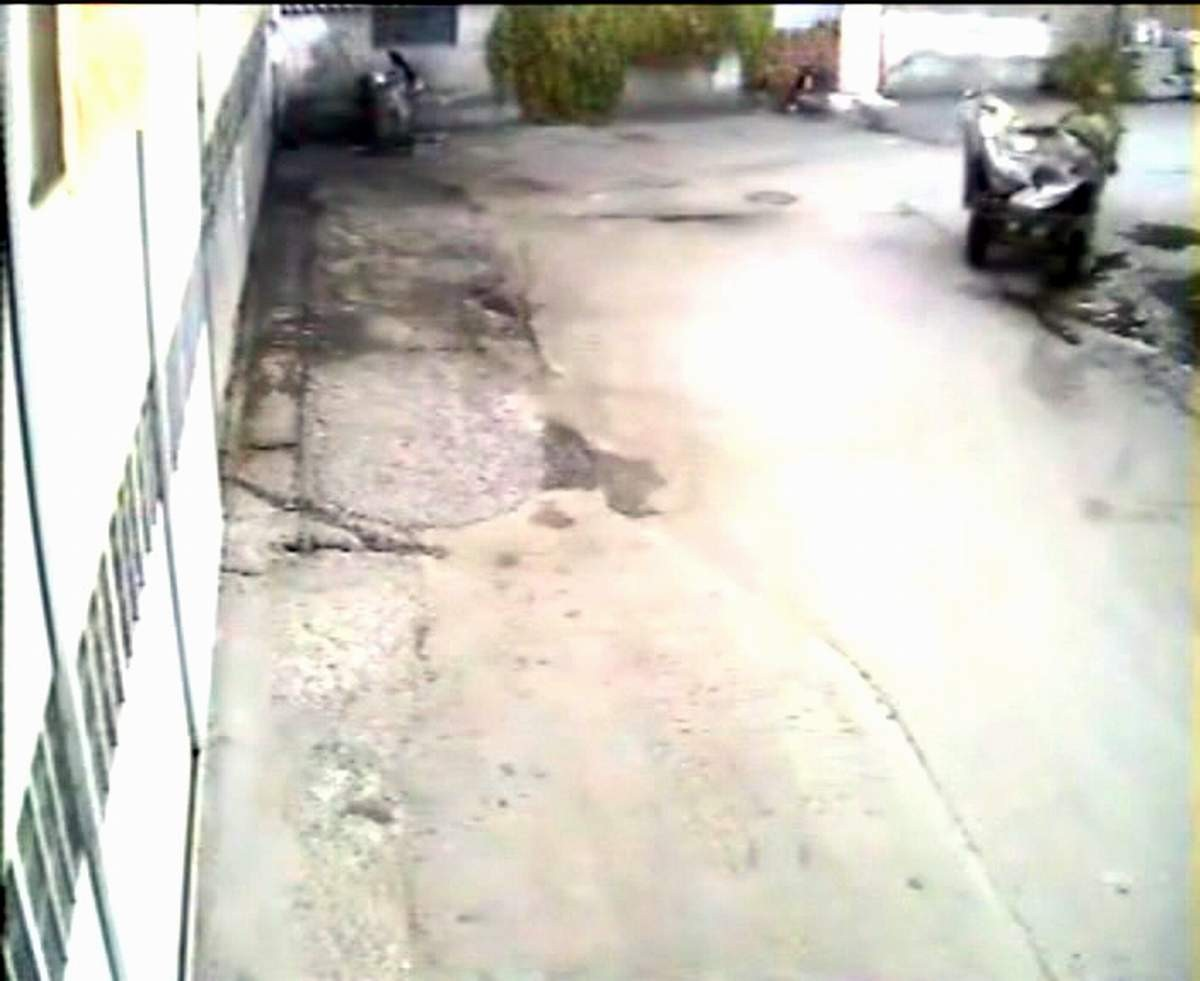 (Özel Haber) Bisikletiyle, Kaçan Hırsızları Kovaladı