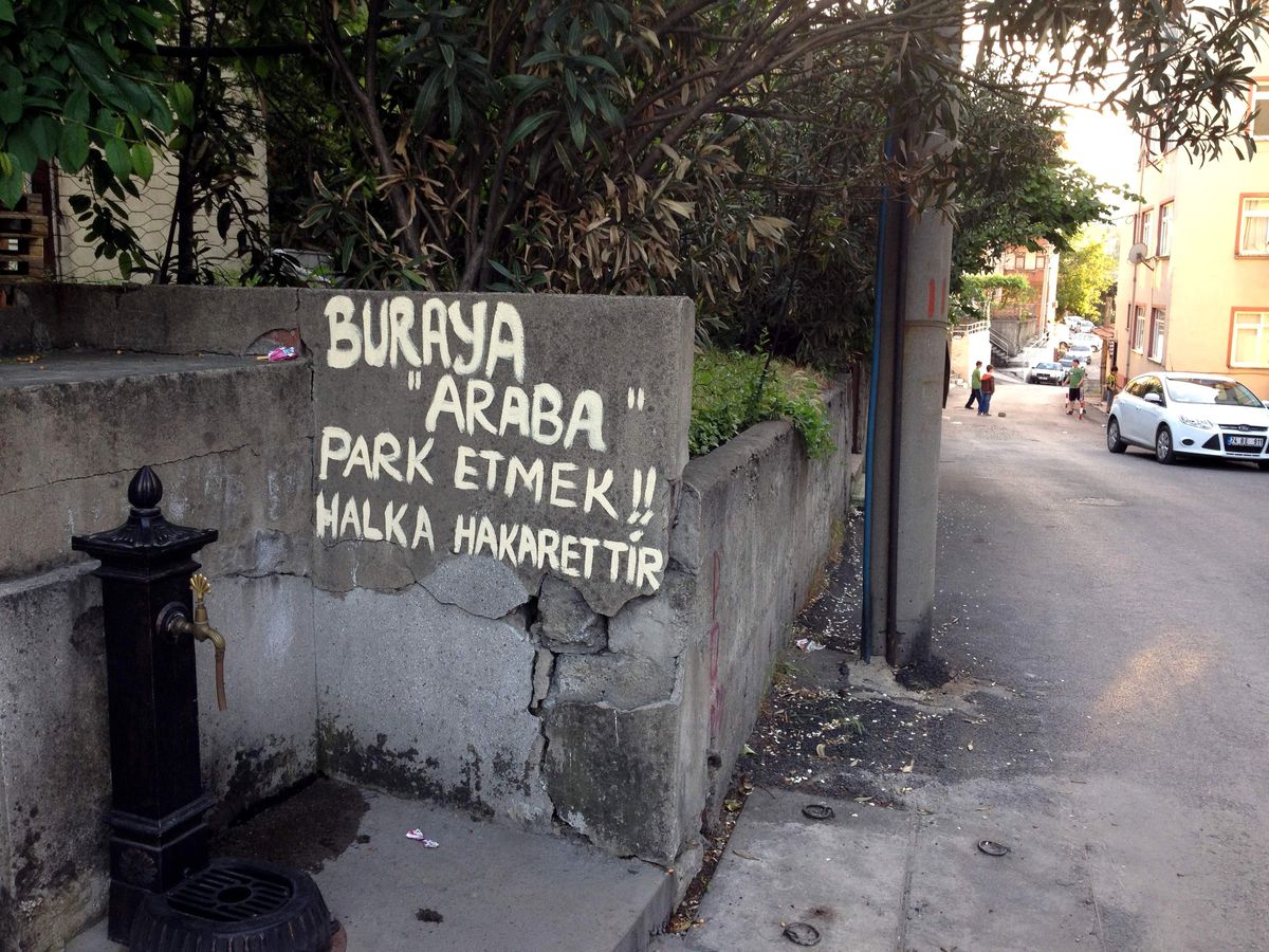 Park Sorununa Sloganlı Tepki