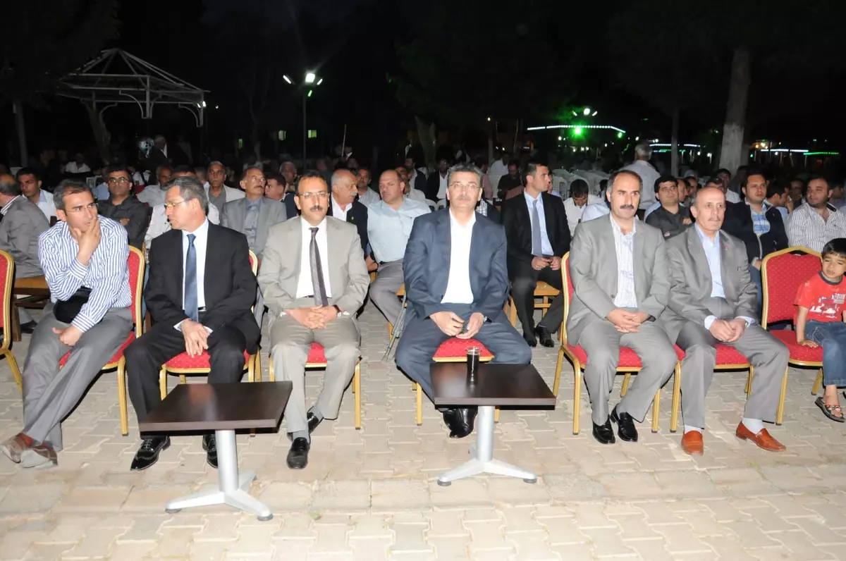Şanlıurfalılar Gecede Bir Araya Geldi