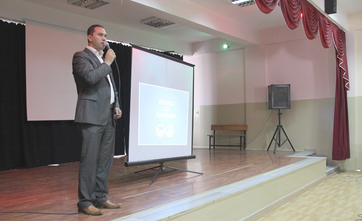 Saski Eğitim Seminerleri Sürüyor