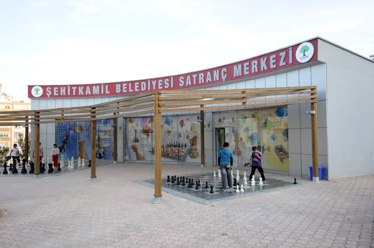 Şehitkamil Satrançta Şaha Kalktı