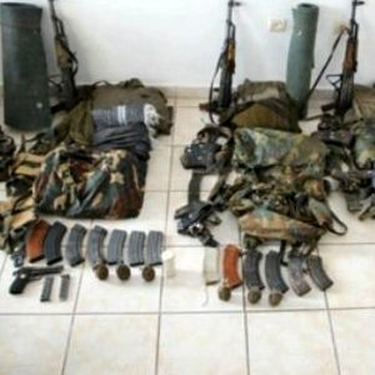 Varto'daki Operasyonda 4 Kalaşnikof ile El Bombası Ele Geçirildi
