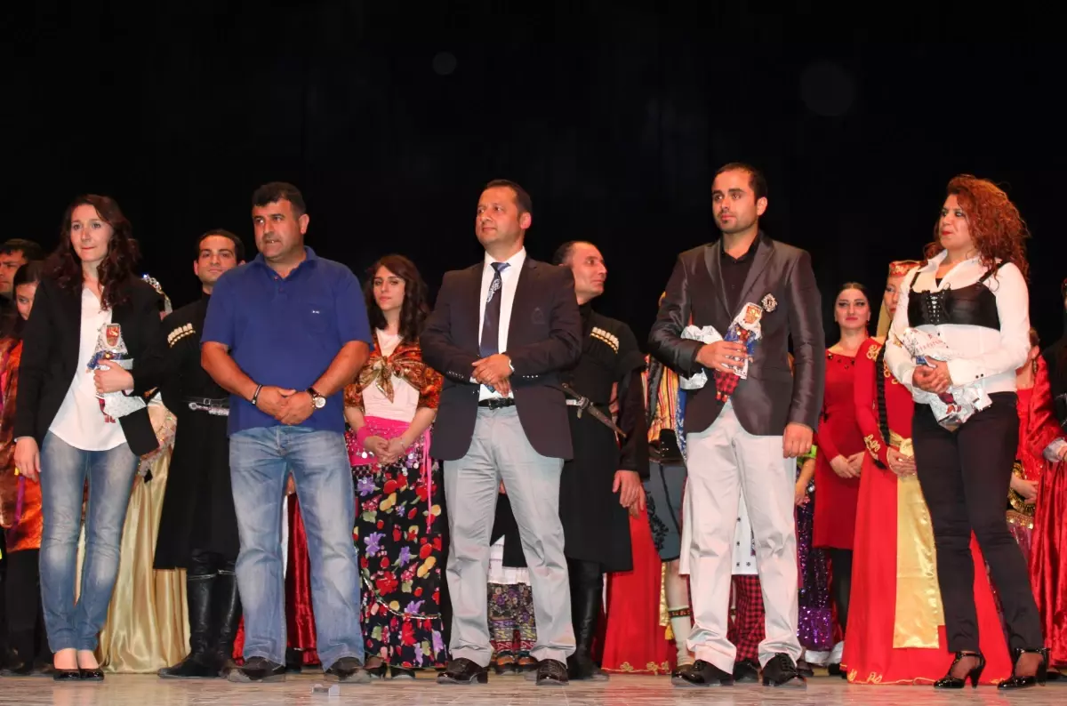 Aibü\'de Öğrenciler Kafkas Kartalları\'yla Coştu