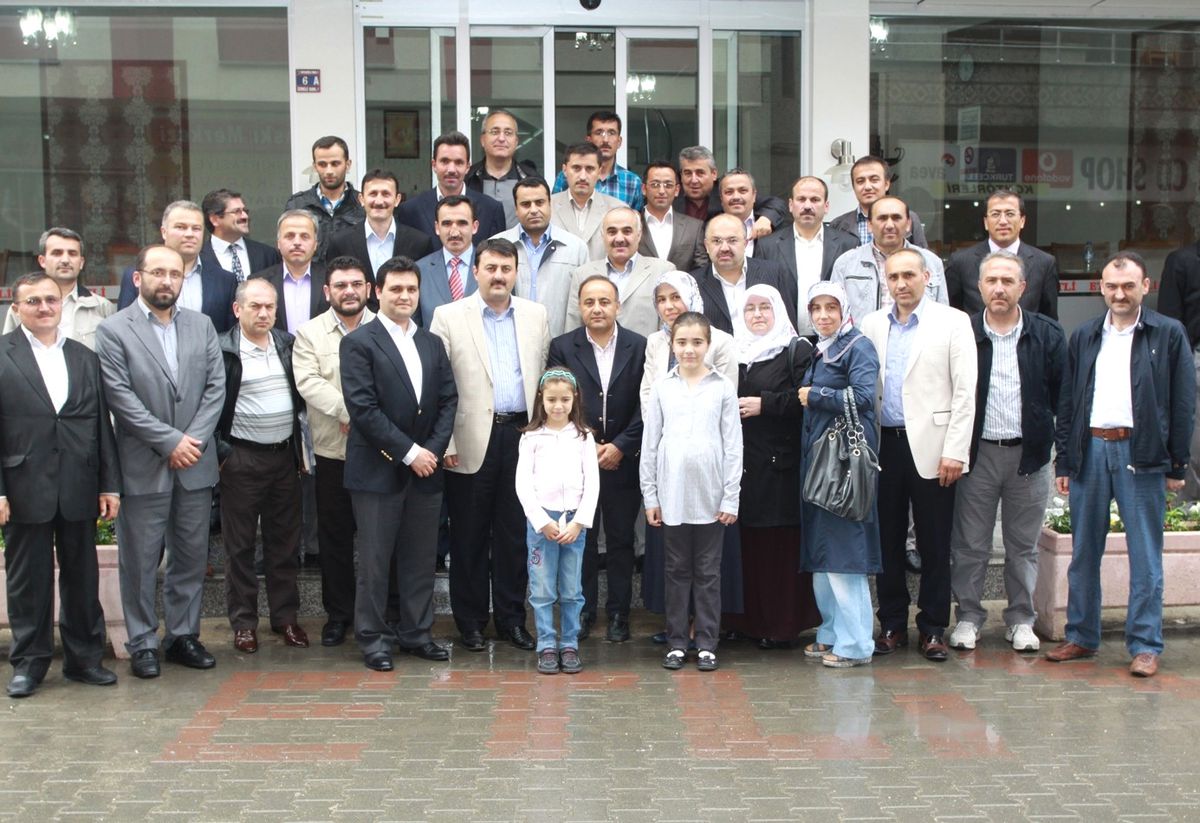 Azdavay İmam Hatip Lisesi Eski Öğrencileri Bir Araya Geldi