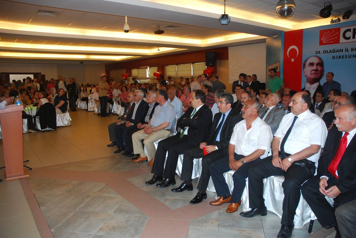 CHP Genel Başkan Yardımcısı Günaydın Giresun'da CHP İl Kongresi'ne Katıldı
