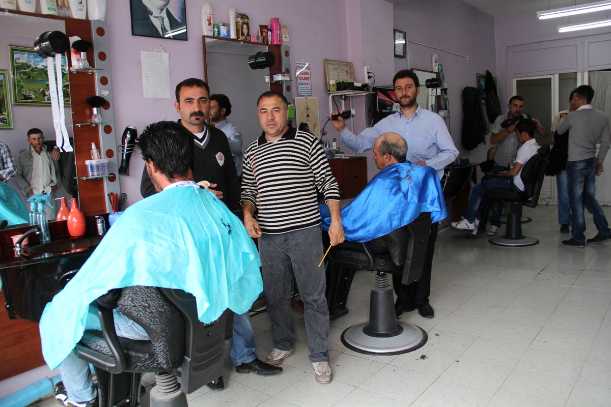 Çıldır'da Kiralar Berberleri Birleştirdi