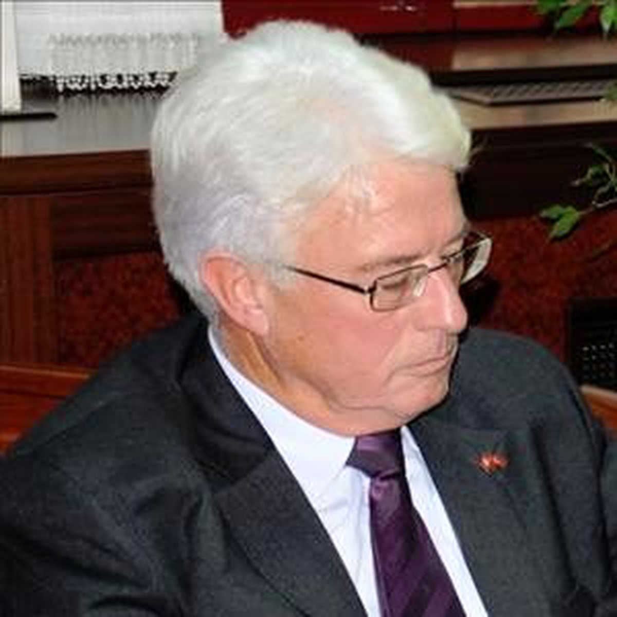 İsviçre Büyükelçisi, Az Gören Çocuklara Yardım Elini Uzattı