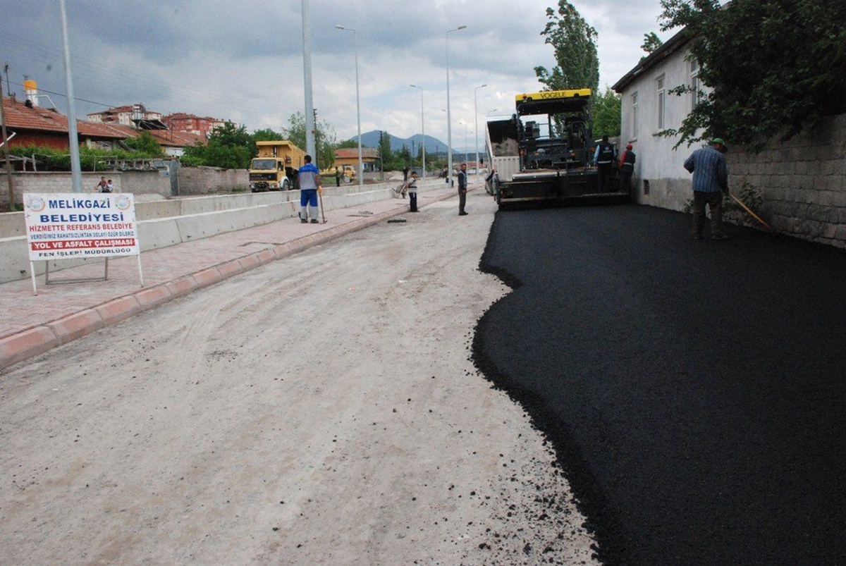 Kazım Karabekir Mahallesi Kanal Yolu Asfaltlandı