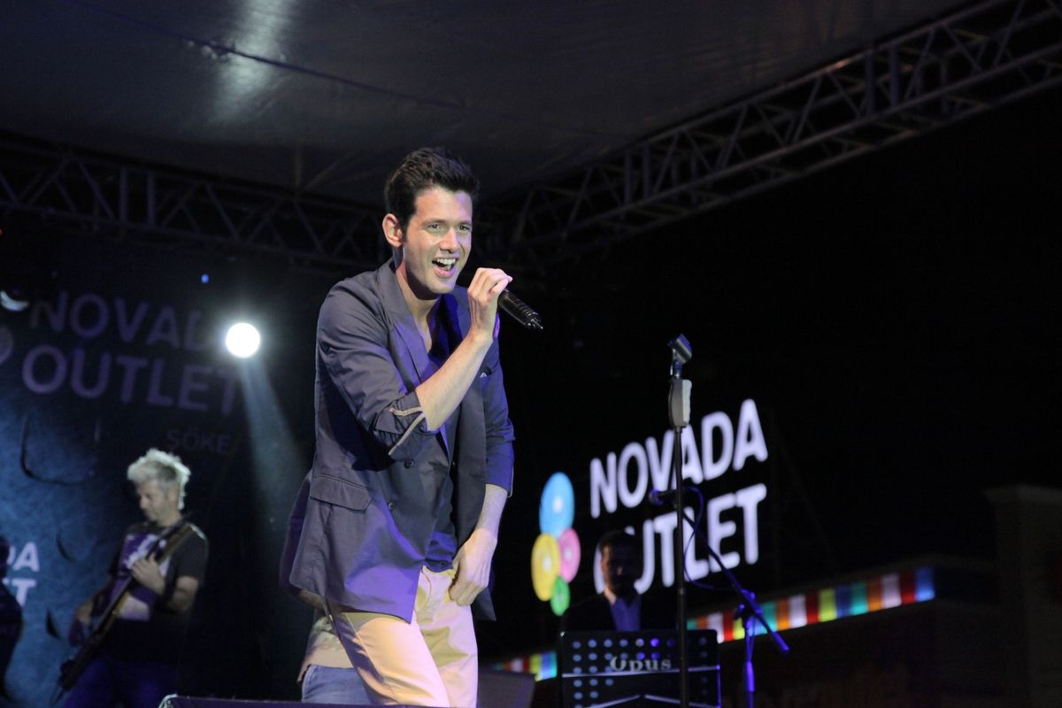 Keremcem Novada Outlet Söke'de Konser Verdi