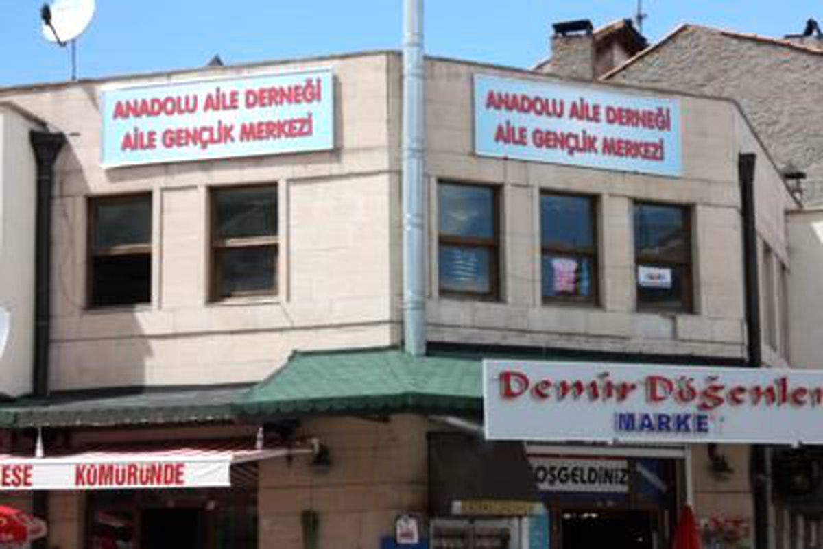 Kütahya'ya 'Aile Gençlik Merkezi'