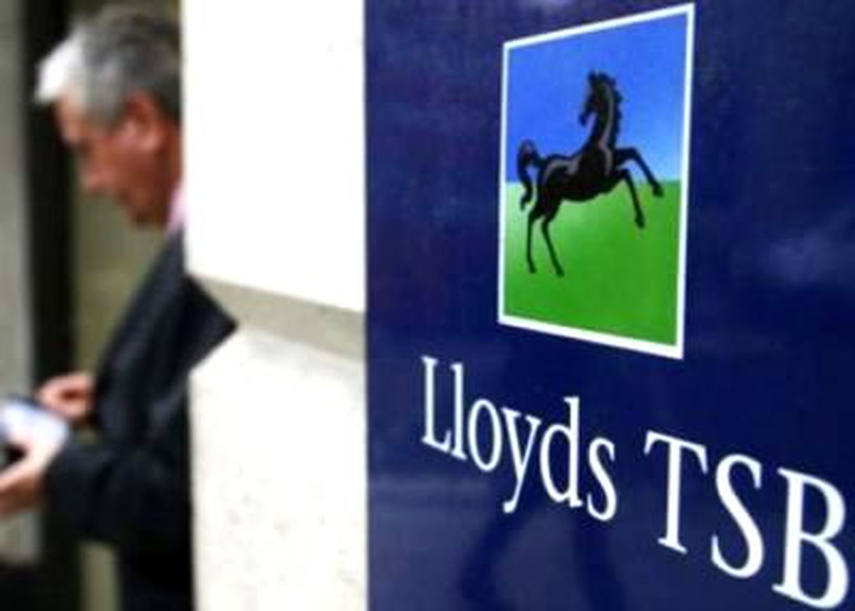 Lloyd's Eurdan Çıkışa Hazırlanıyor