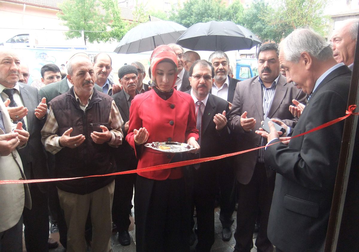 'Mevlana Hac Market' Açıldı