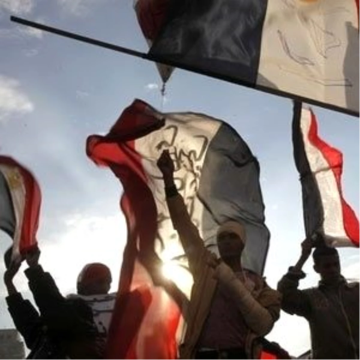 Tahrir Tekrar Alevlendi