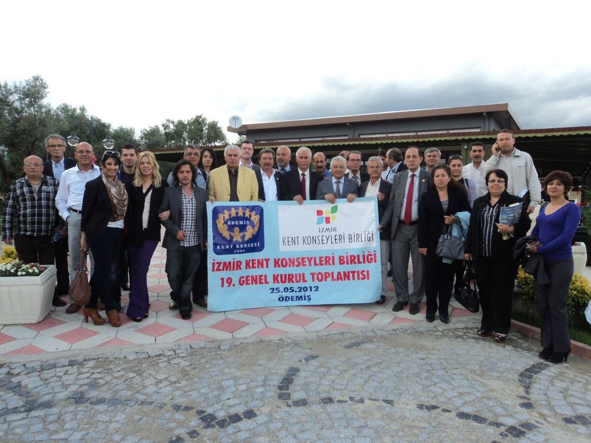 'Ödemiş İl Olursa Havzadaki Tüm Köylere Daha Fazla Kaynak Aktarılır'