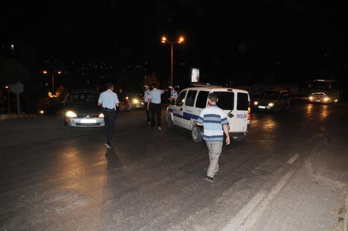 Durakta Sahipsiz Kutu Panik Yarattı