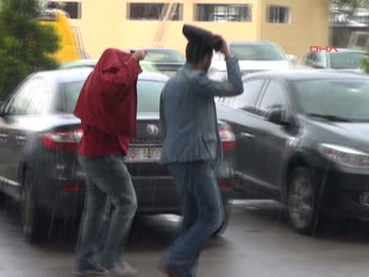 Sağanak Yağış Ankara'da da Etkili Oldu